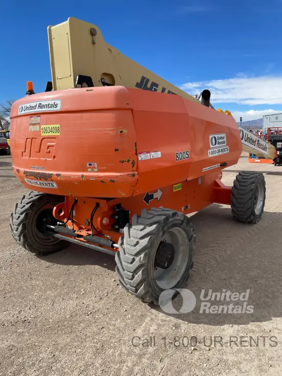2017 JLG 800S Boom Lift