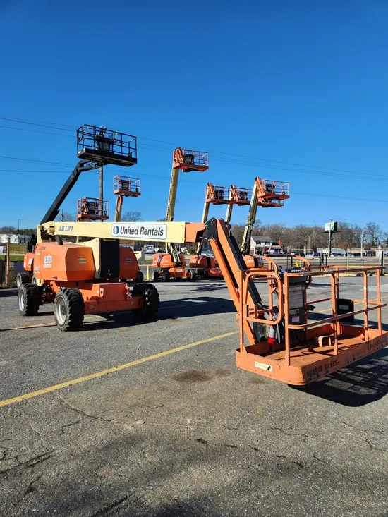 2015 JLG 800AJ Articulating Boom Lift