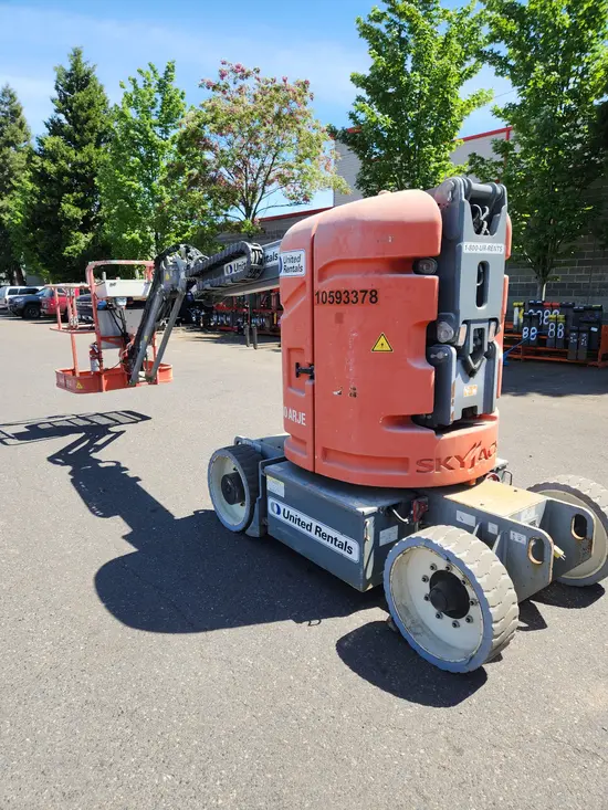 2017 Skyjack SJ30ARJE Articulating Boom Lift