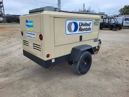 2018 Doosan P425/HP375WCUT4 Air Compressor