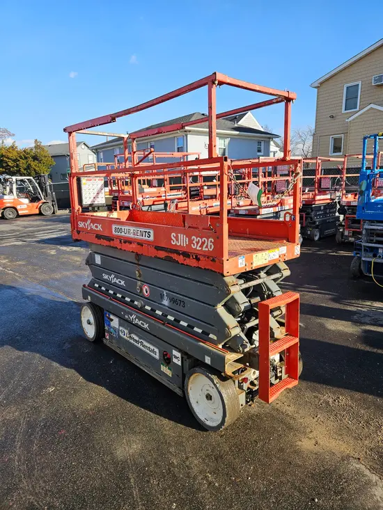 2018 Skyjack SJIII3226 Scissor Lift