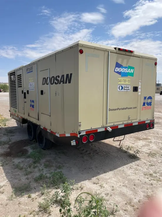 2017 Doosan HP1600WCU-T4F Air Compressor