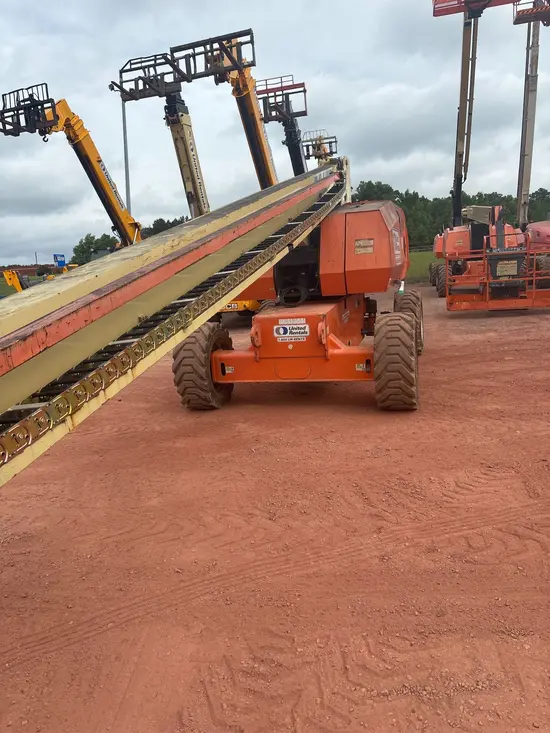 2017 JLG 800S Boom Lift