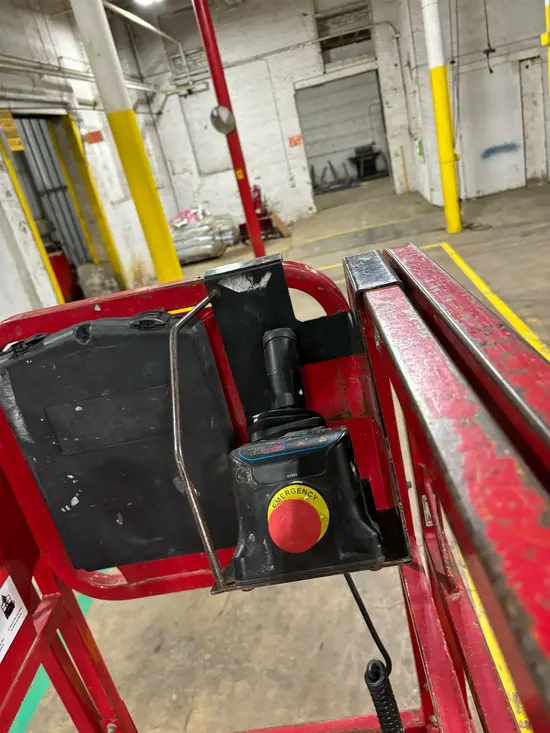 2018 MEC MICRO 19 Scissor Lift
