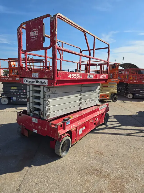 2017 MEC 4555SE Scissor Lift