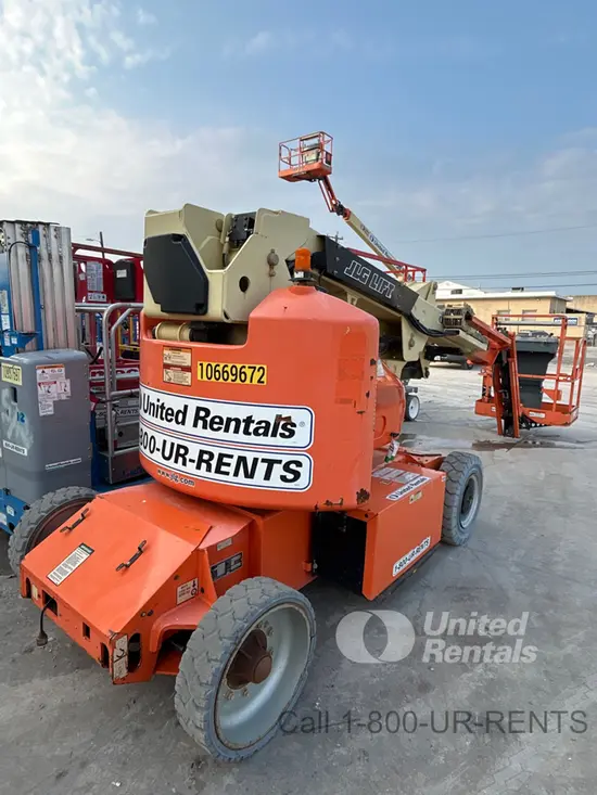2017 JLG E400AJPN Articulating Boom Lift