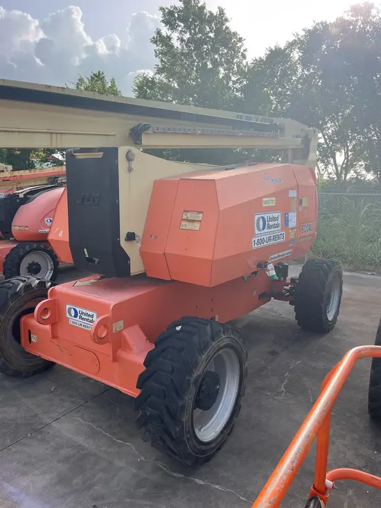 2017 JLG 800AJ Articulating Boom Lift