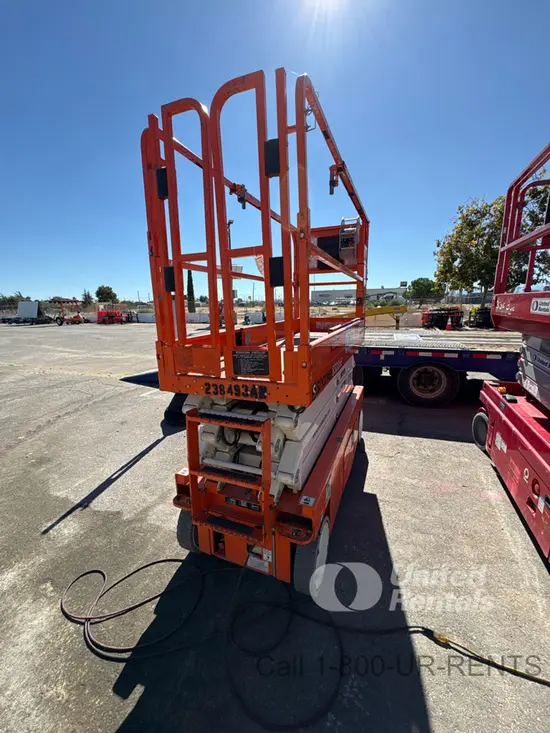 2019 Snorkel S3226E Scissor Lift