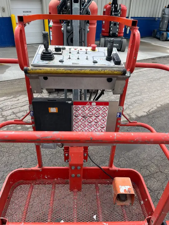 2017 Skyjack SJ30ARJE Articulating Boom Lift