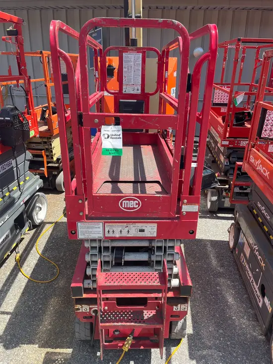 2017 MEC 1930SE Scissor Lift