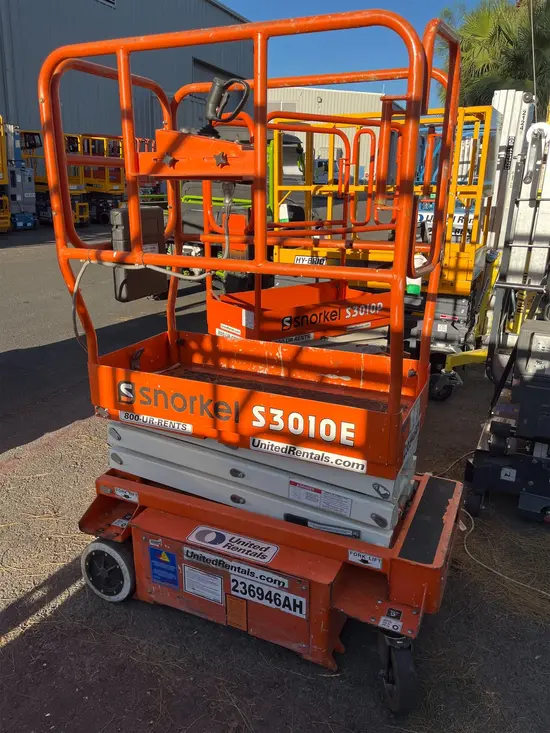 2019 Snorkel S3010E Scissor Lift