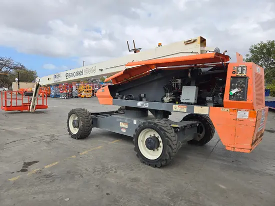 2016 Snorkel TB86J Boom Lift