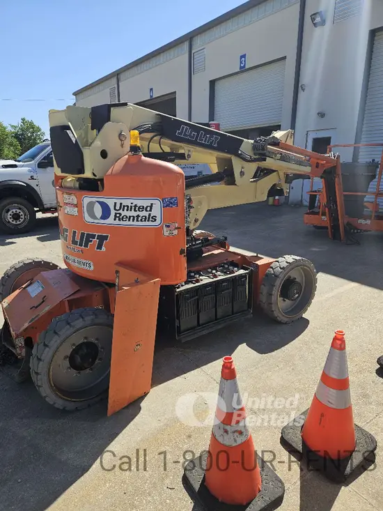 2015 JLG E450AJ Articulating Boom Lift