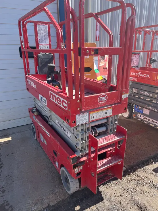 2019 MEC 1930SE Scissor Lift