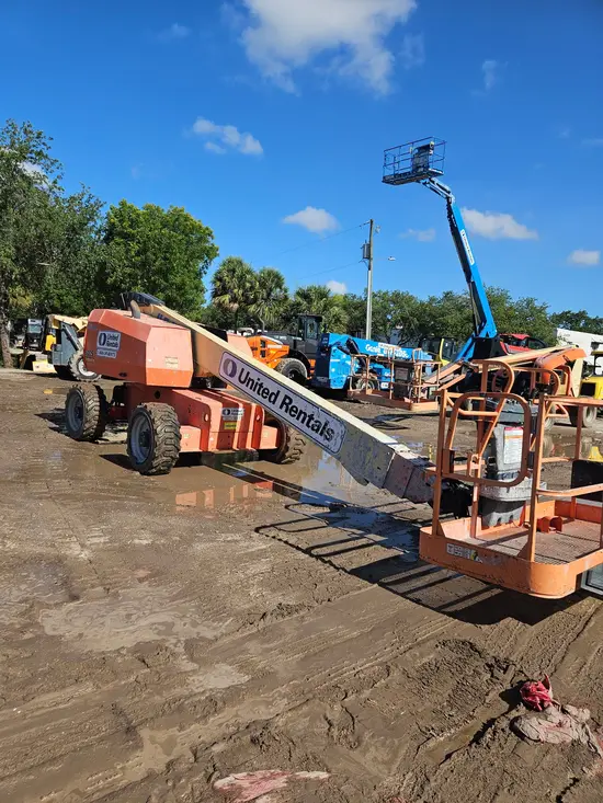 2017 JLG 600S Boom Lift