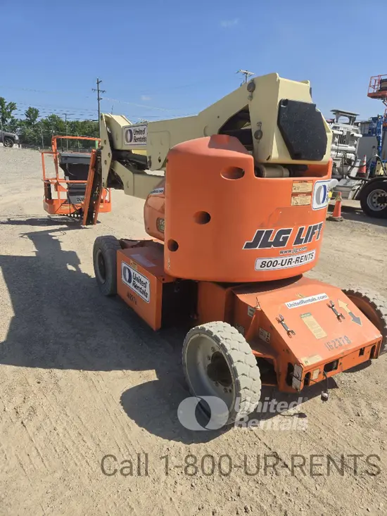 2016 JLG E400AJPN Articulating Boom Lift