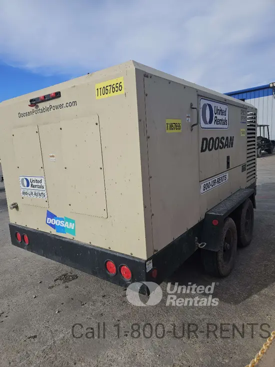2020 Doosan XP825/HP750WCU Air Compressor