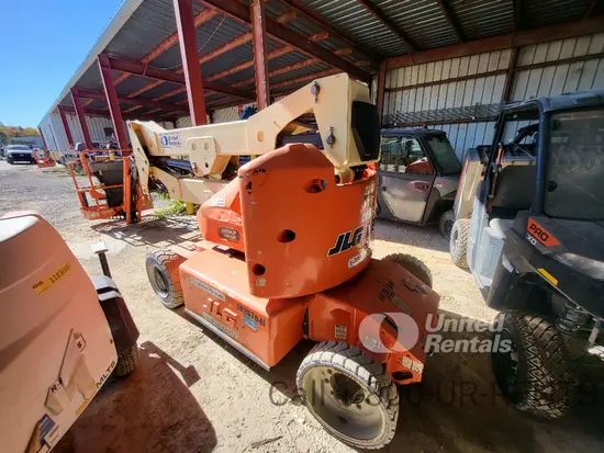 2014 JLG E400AJPN Articulating Boom Lift