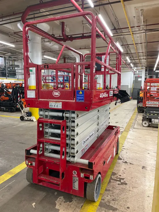2017 MEC 4046SE Scissor Lift