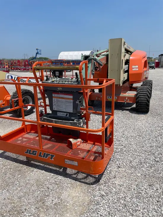 2017 JLG 450AJ Articulating Boom Lift