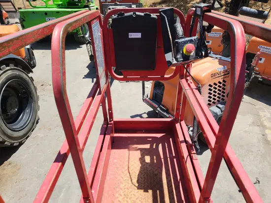 2019 MEC MICRO 19 Scissor Lift