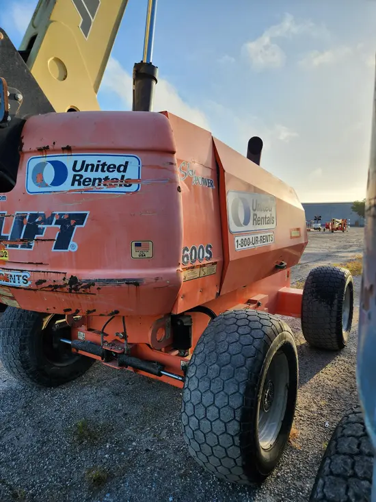 2017 JLG 600S Boom Lift