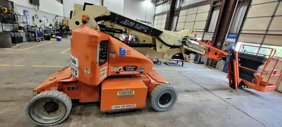 2016 JLG E400AJPN Articulating Boom Lift
