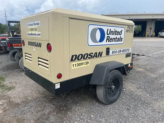 2021 Doosan P425/HP375WCUT4 Air Compressor