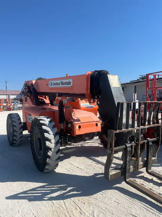 2016 SKYTRAK 6042 Forklift
