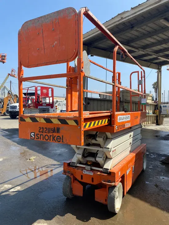 2019 Snorkel S3226E Scissor Lift