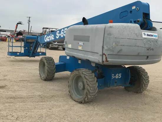 2012 Genie S-65 Boom Lift