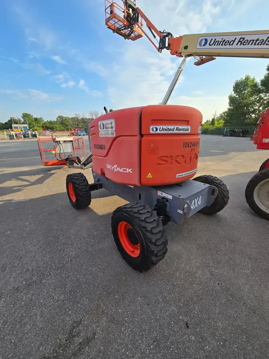 2017 Skyjack SJ46AJ Articulating Boom Lift