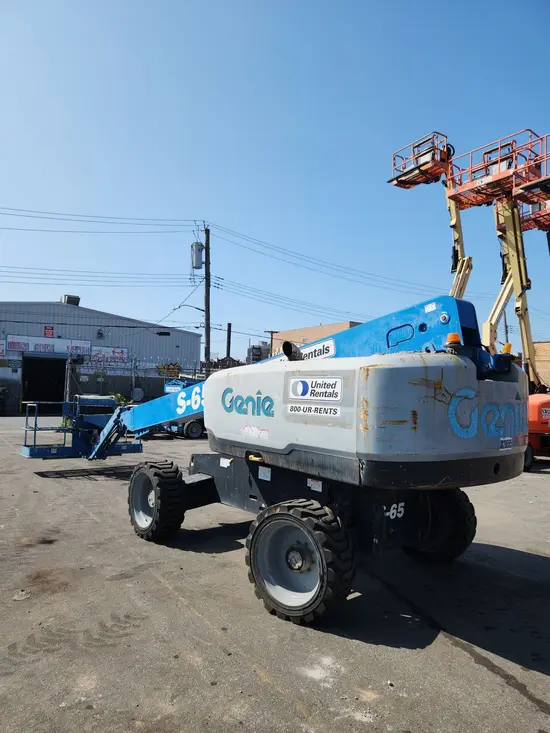 2015 Genie S-65 Boom Lift