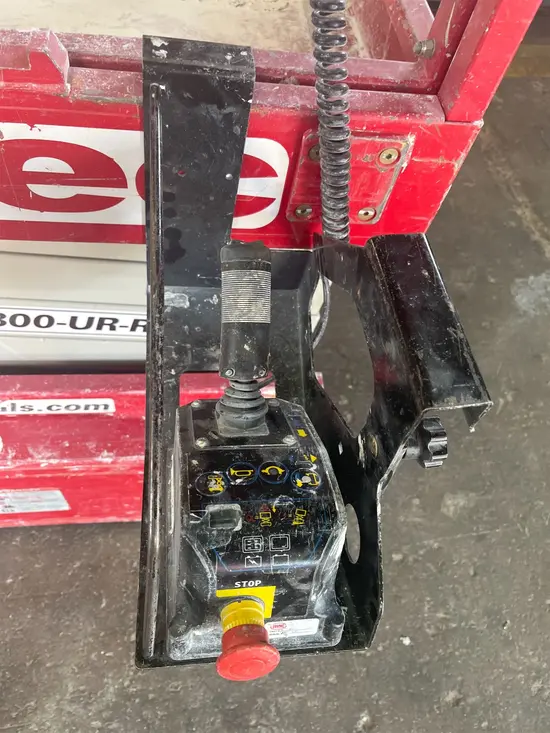 2017 MEC 1330SE Scissor Lift