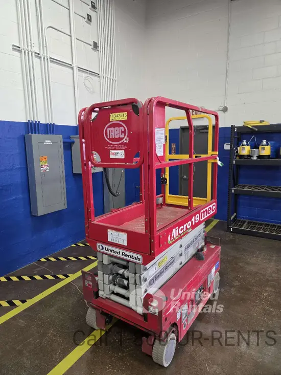 2021 MEC MICRO 19 Scissor Lift