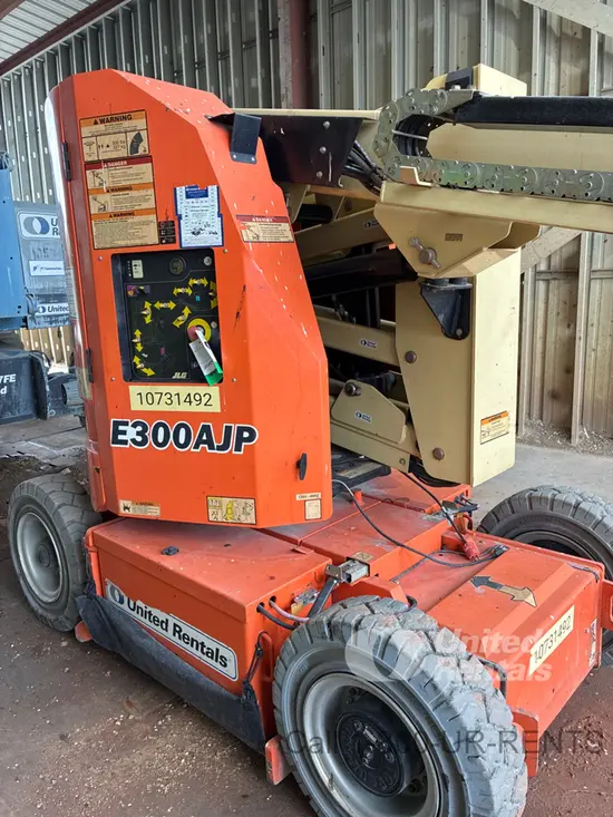 2018 JLG E300AJP Articulating Boom Lift