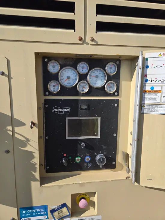 2019 Doosan XP825/HP750WCU Air Compressor