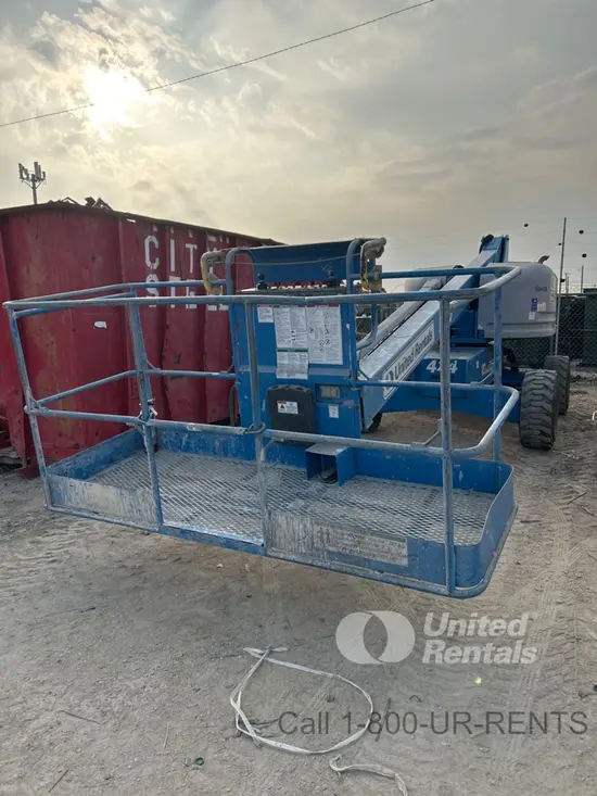 2017 Genie S-40 Boom Lift