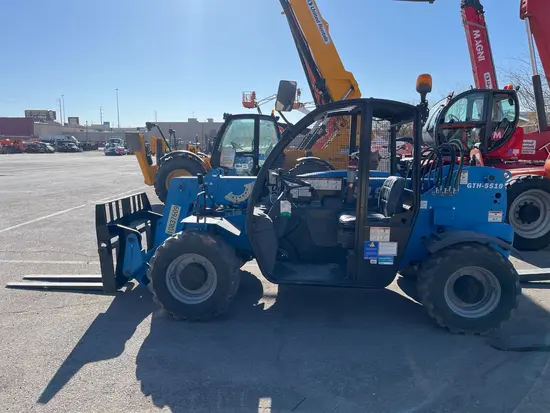 2018 Genie GTH-5519 Forklift