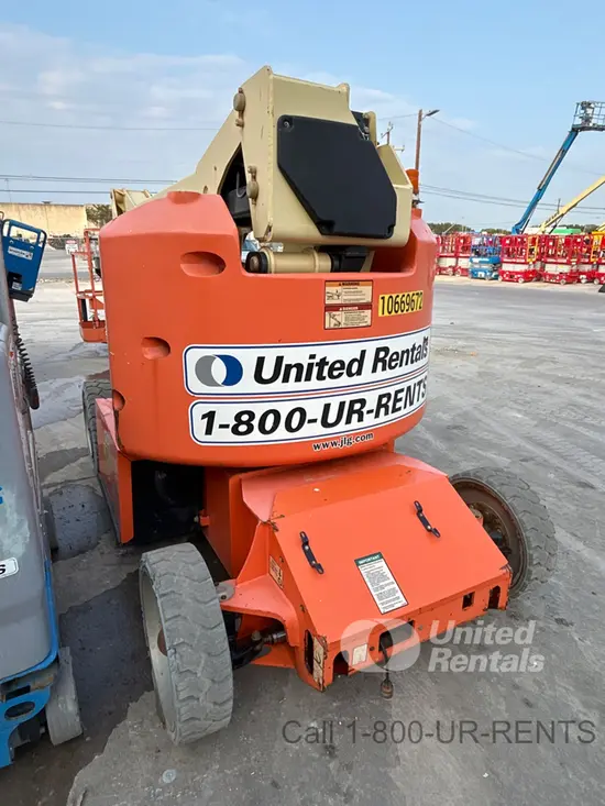 2017 JLG E400AJPN Articulating Boom Lift