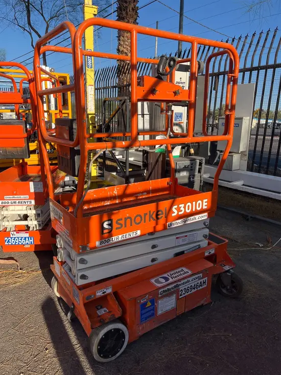 2019 Snorkel S3010E Scissor Lift