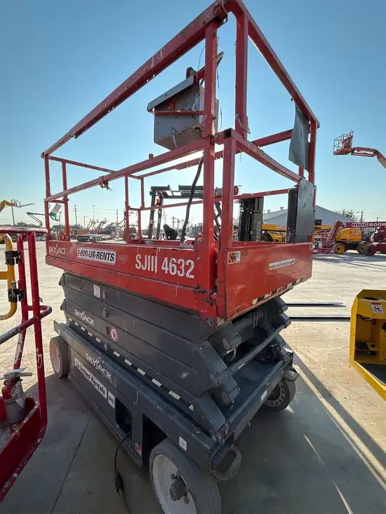2016 Skyjack SJIII4632 Scissor Lift