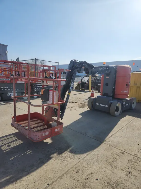 2017 Skyjack SJ30ARJE Articulating Boom Lift