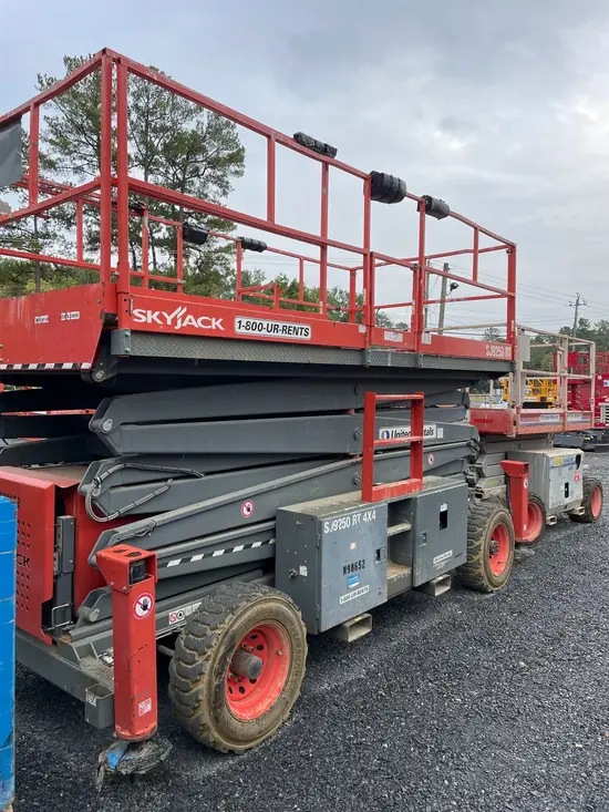 2017 Skyjack SJ9250RT Rough Terrain Scissor Lift