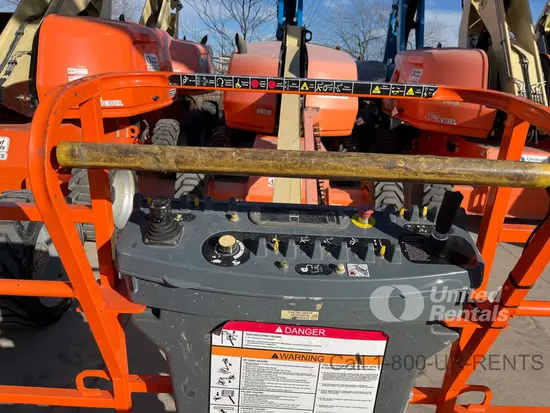 2017 JLG 400S Boom Lift