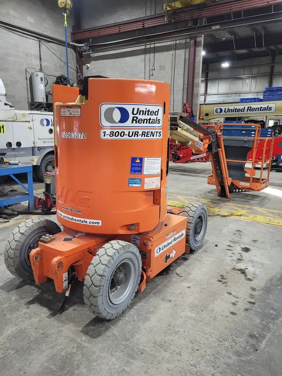 2017 JLG E300AJP Articulating Boom Lift