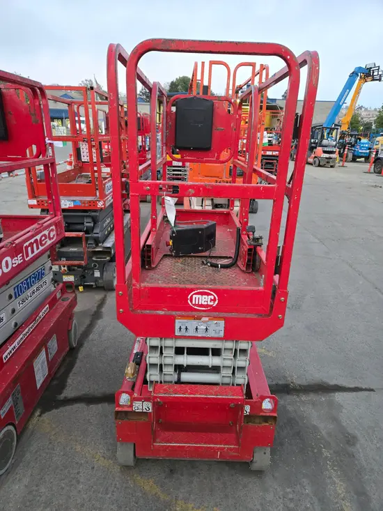 2019 MEC 1330SE Scissor Lift