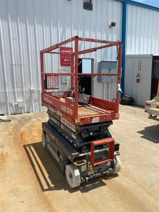 2017 Skyjack SJIII3219 Scissor Lift
