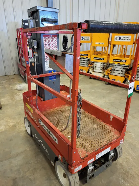 2018 Skyjack SJ16 Self-Propelled One-Person Lift