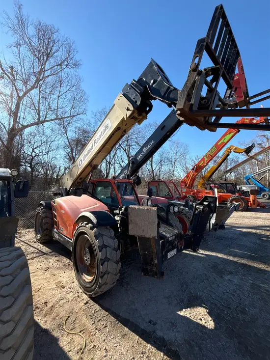 2019 JLG 1055 Forklift
